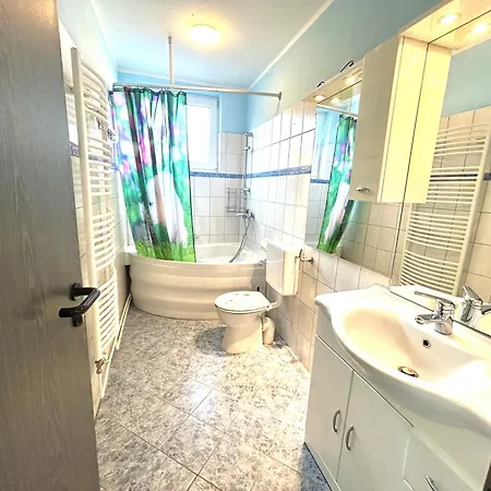 Luxurioese 170qm All-in-ferienwohnung * 格林德